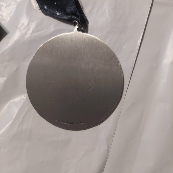 PHONE HOME 5k medal - Picture 3 of 5